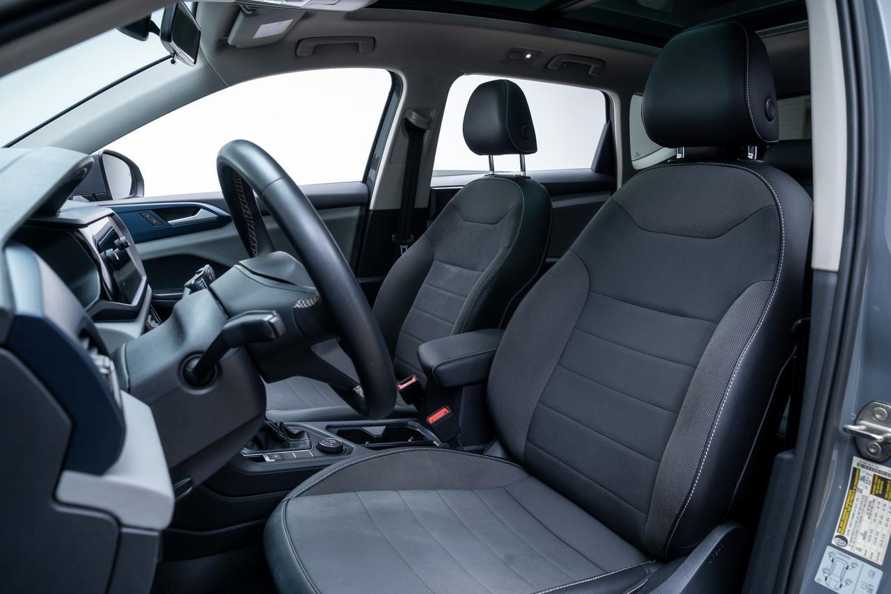 2022 Volkswagen Taos 1.5T SE AWD IQ.DRIVE SE Package Panoramic Sunroof Portland OR