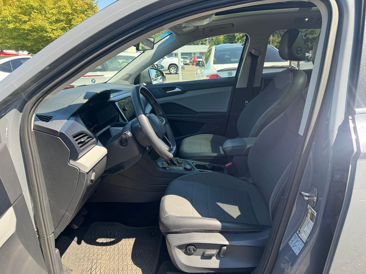 2022 Volkswagen Taos 1.5T SE AWD Panoramic Sunroof Portland OR