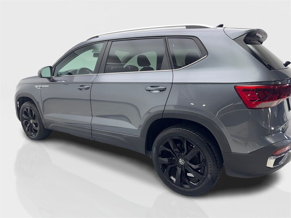 2022 Volkswagen Taos 1.5T SE CAM,PANO,HTD STS,BLIND SPOT,18&quot; WLS Irving TX