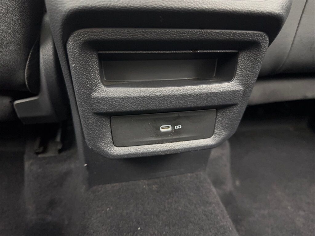 2022 Volkswagen Taos 1.5T SE CAM,PANO,HTD STS,BLIND SPOT,18&quot; WLS Irving TX