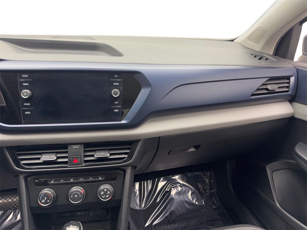 2022 Volkswagen Taos 1.5T SE CAM,PANO,HTD STS,BLIND SPOT,18&quot; WLS Irving TX