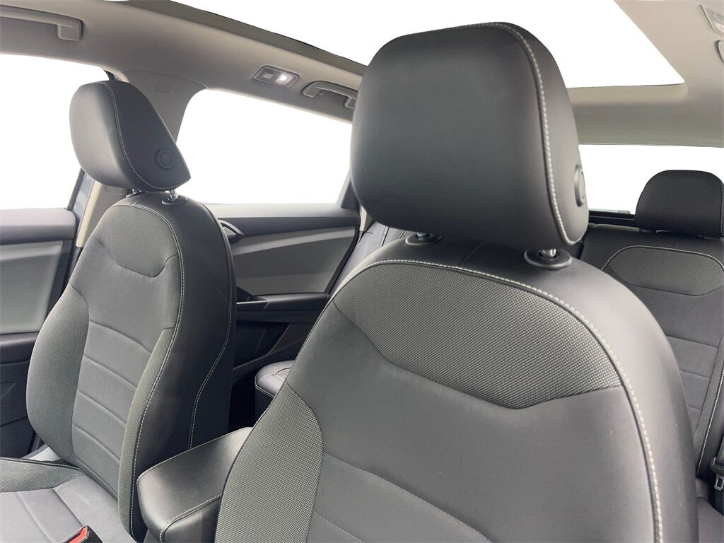 2022 Volkswagen Taos 1.5T SE CAM,PANO,HTD STS,BLIND SPOT,18&quot; WLS Irving TX