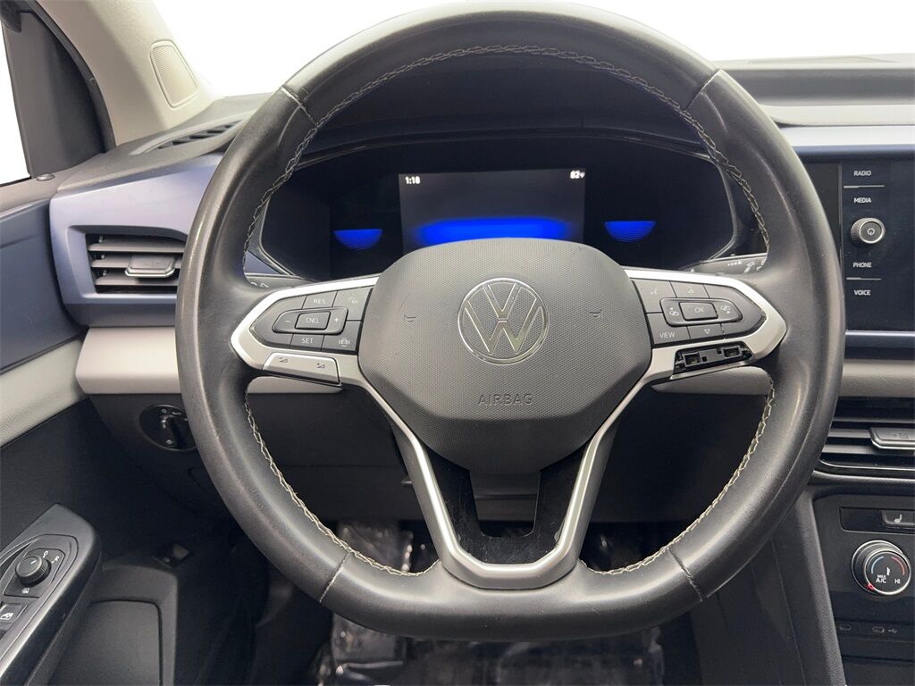 2022 Volkswagen Taos 1.5T SE CAM,PANO,HTD STS,BLIND SPOT,18&quot; WLS Irving TX