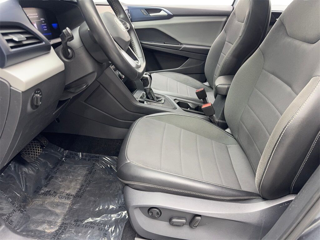 2022 Volkswagen Taos 1.5T SE CAM,PANO,HTD STS,BLIND SPOT,18&quot; WLS Irving TX