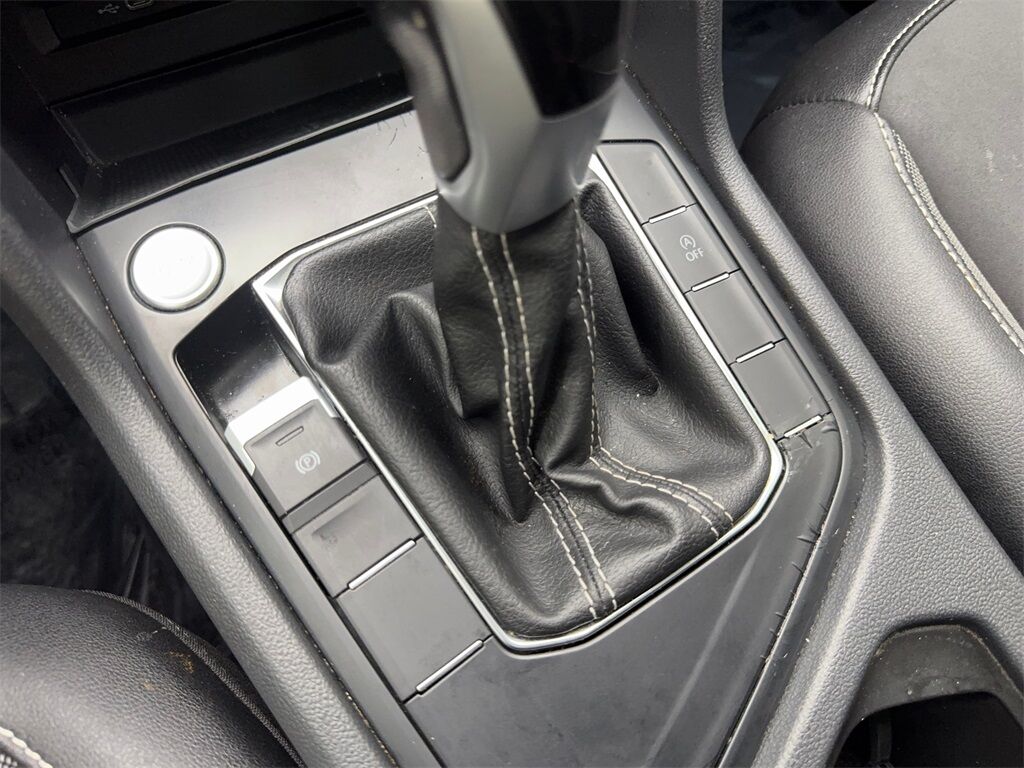 2022 Volkswagen Taos 1.5T SE CAM,PANO,HTD STS,BLIND SPOT,18&quot; WLS Irving TX