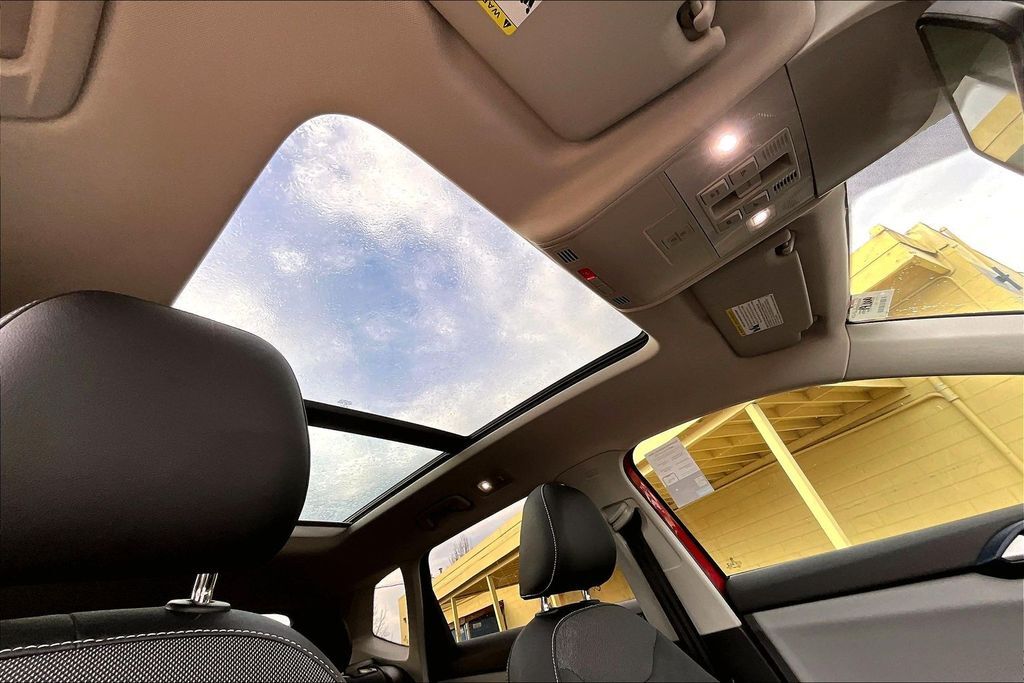 2022 Volkswagen Taos 1.5T SE OR