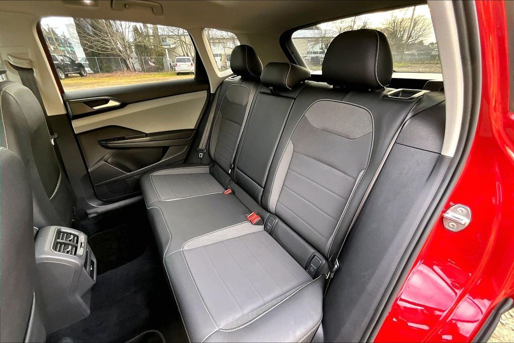 2022 Volkswagen Taos 1.5T SE OR