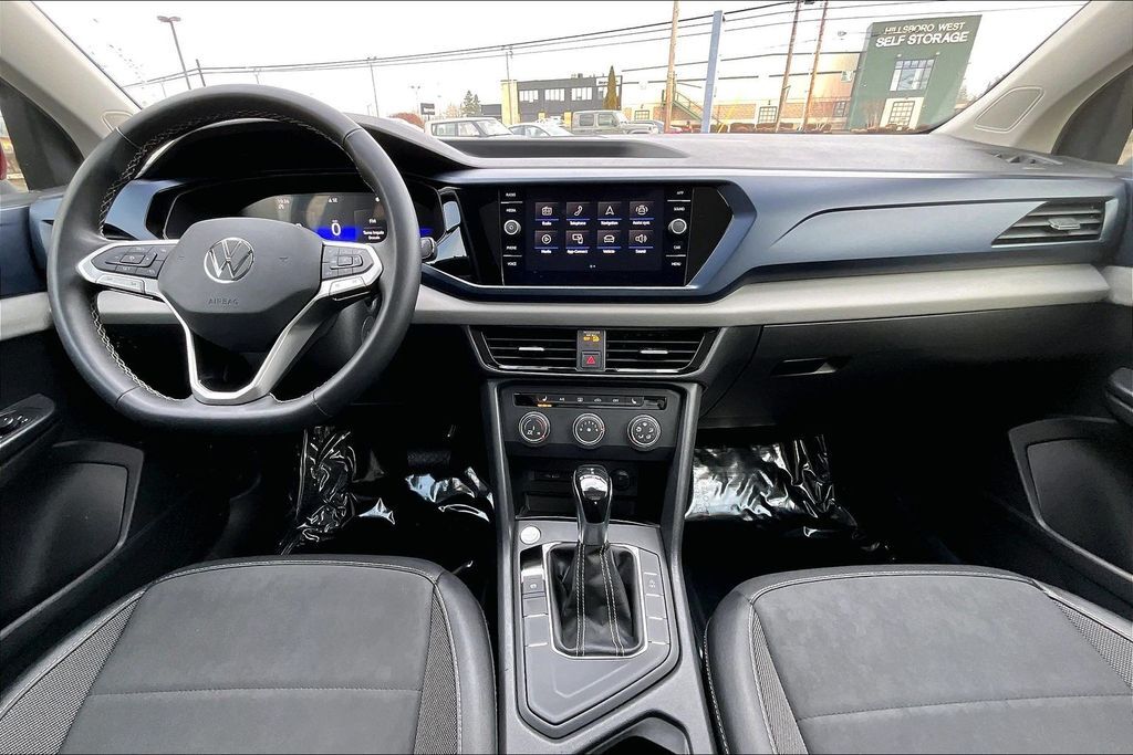 2022 Volkswagen Taos 1.5T SE OR