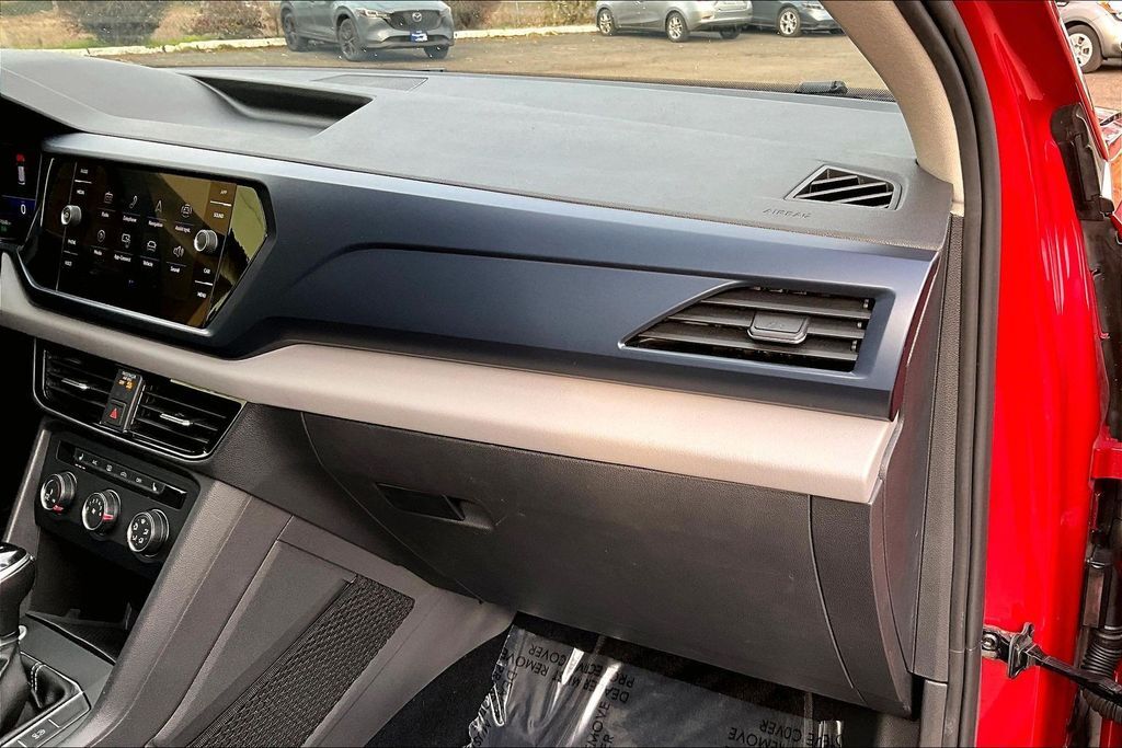 2022 Volkswagen Taos 1.5T SE OR