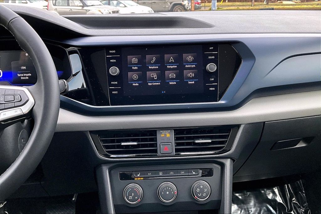 2022 Volkswagen Taos 1.5T SE OR