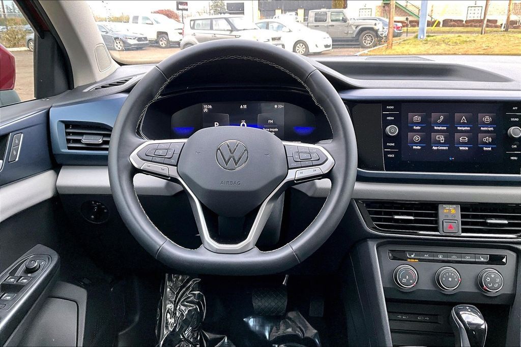 2022 Volkswagen Taos 1.5T SE OR