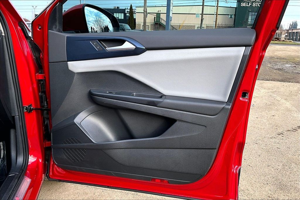 2022 Volkswagen Taos 1.5T SE OR