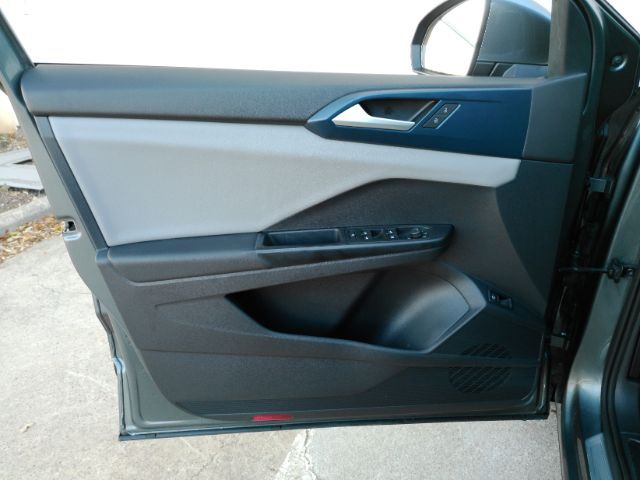 2022 Volkswagen Taos 1.5T SE Plano TX