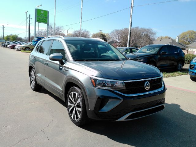 2022 Volkswagen Taos 1.5T SE Plano TX