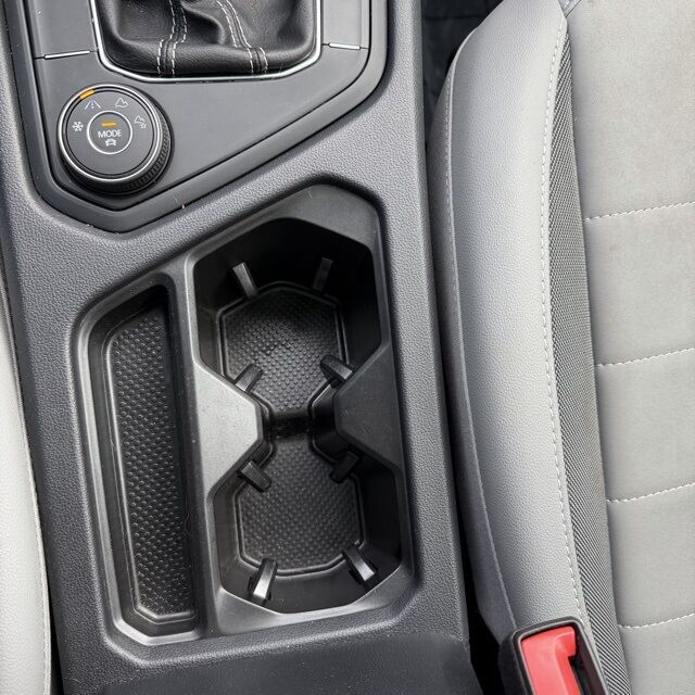 2022 Volkswagen Taos 1.5T SE Herrin IL