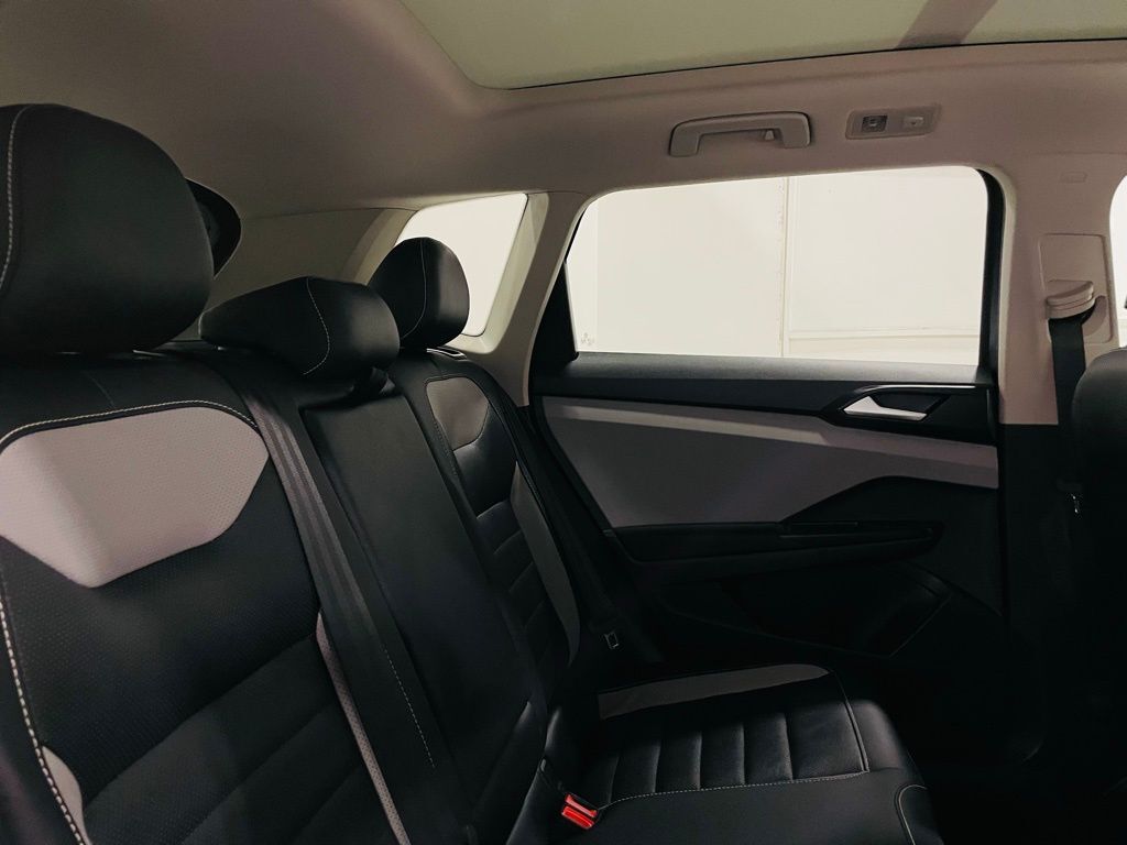 2022 Volkswagen Taos 1.5T SEL Jersey City NJ