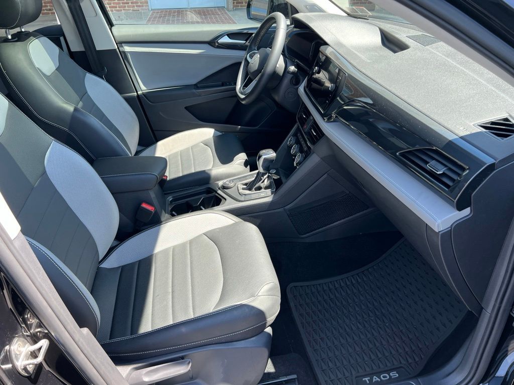 2022 Volkswagen Taos 1.5T SEL Mount Joy PA