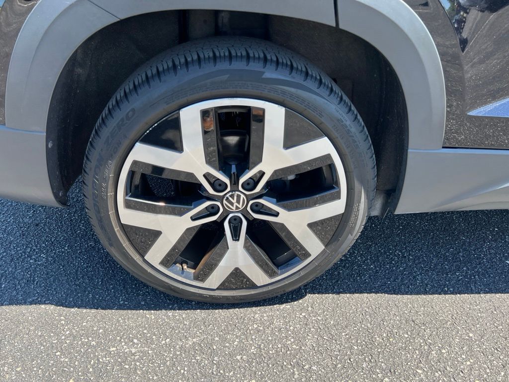 2022 Volkswagen Taos 1.5T SEL Mount Joy PA