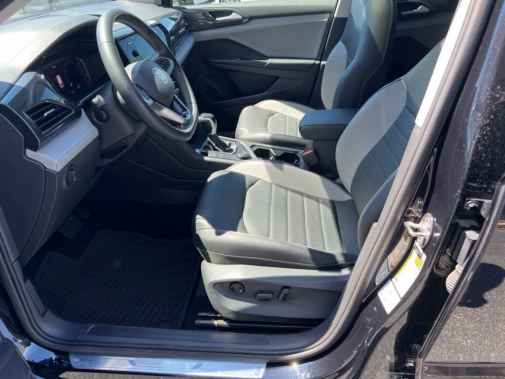 2022 Volkswagen Taos 1.5T SEL Mount Joy PA