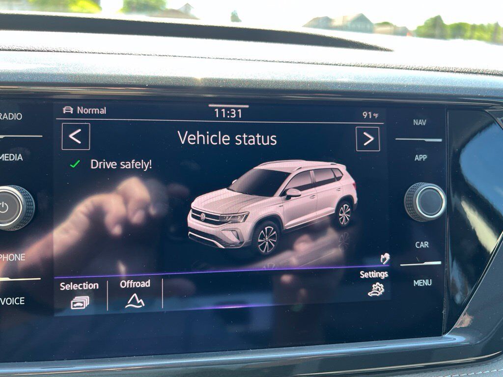 2022 Volkswagen Taos 1.5T SEL Mount Joy PA