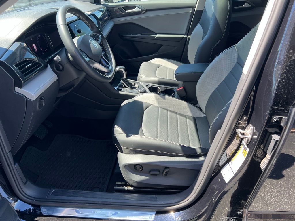 2022 Volkswagen Taos 1.5T SEL Mount Joy PA