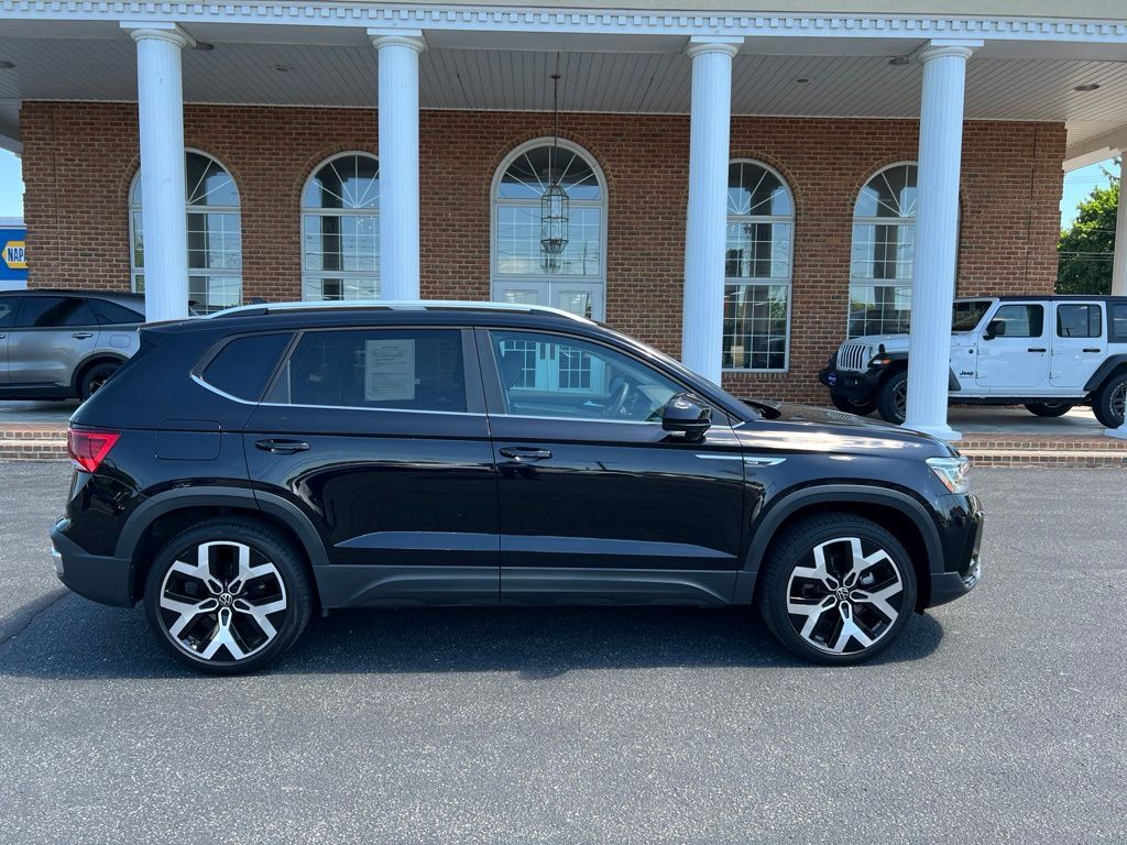 2022 Volkswagen Taos 1.5T SEL Mount Joy PA