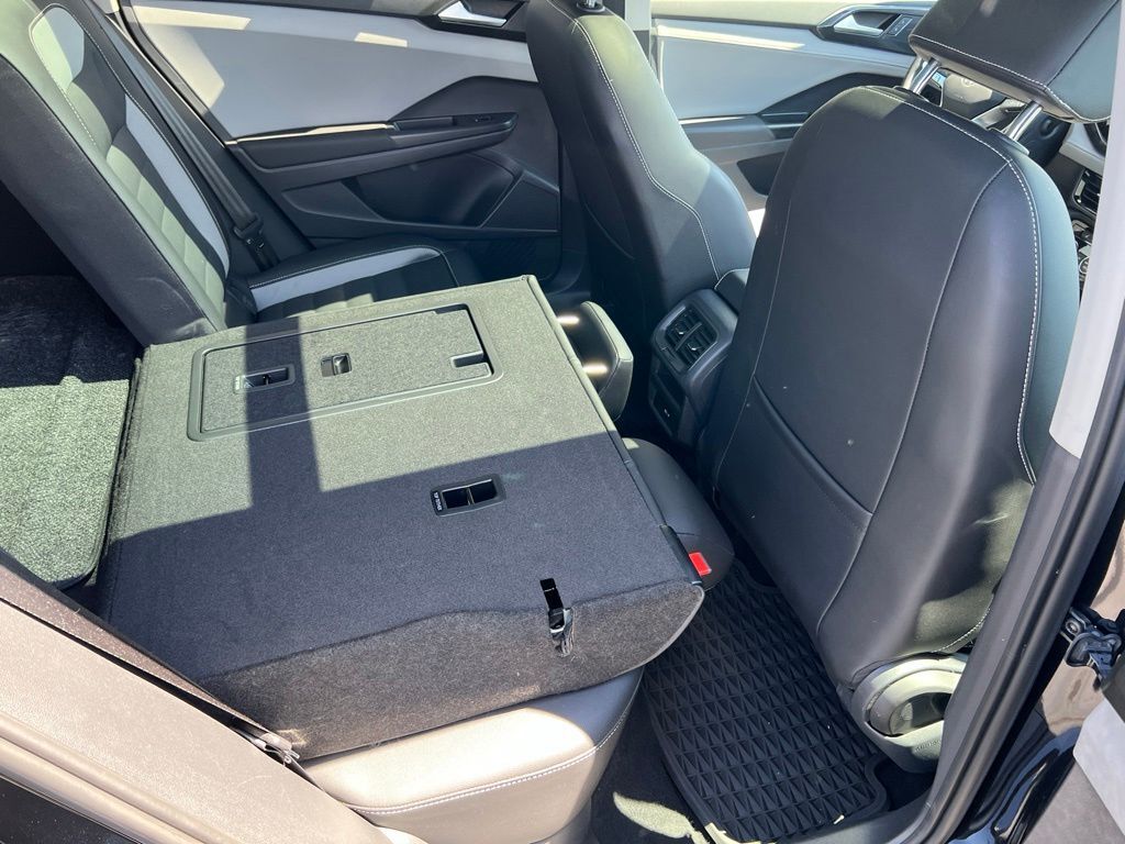 2022 Volkswagen Taos 1.5T SEL Mount Joy PA