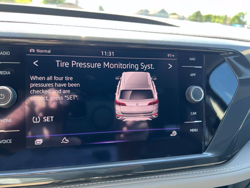 2022 Volkswagen Taos 1.5T SEL Mount Joy PA