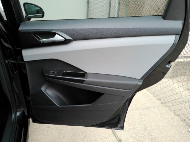 2022 Volkswagen Taos 1.5T SEL Plano TX