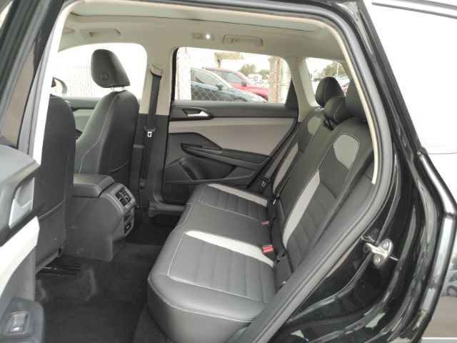 2022 Volkswagen Taos 1.5T SEL Plano TX