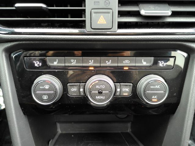 2022 Volkswagen Taos 1.5T SEL Plano TX