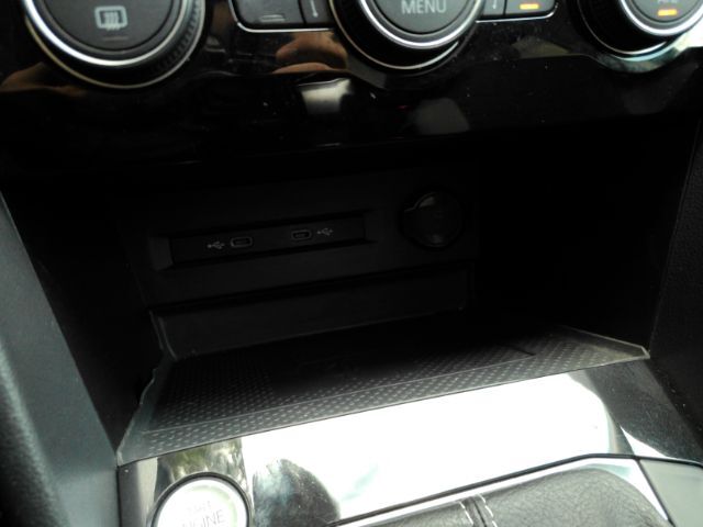 2022 Volkswagen Taos 1.5T SEL Plano TX