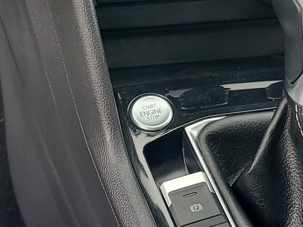 2022 Volkswagen Taos 1.5T SEL Springfield VA