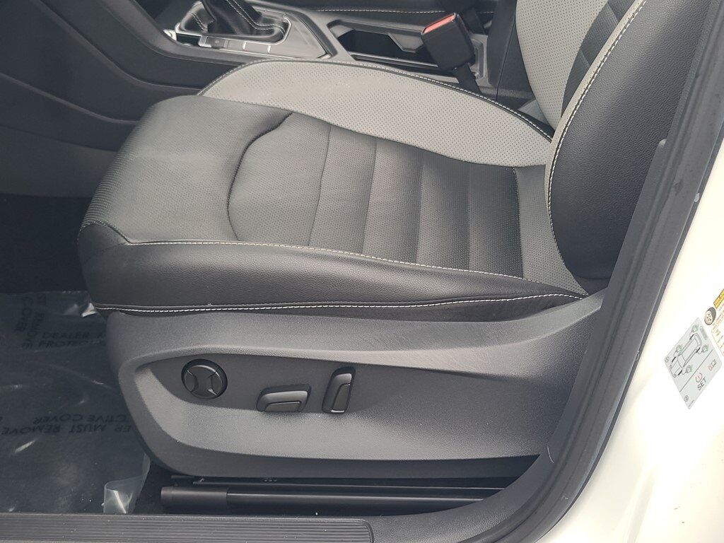 2022 Volkswagen Taos 1.5T SEL Springfield VA