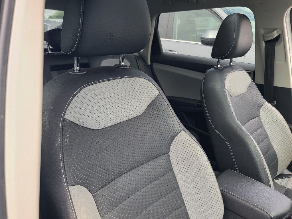 2022 Volkswagen Taos 1.5T SEL Springfield VA