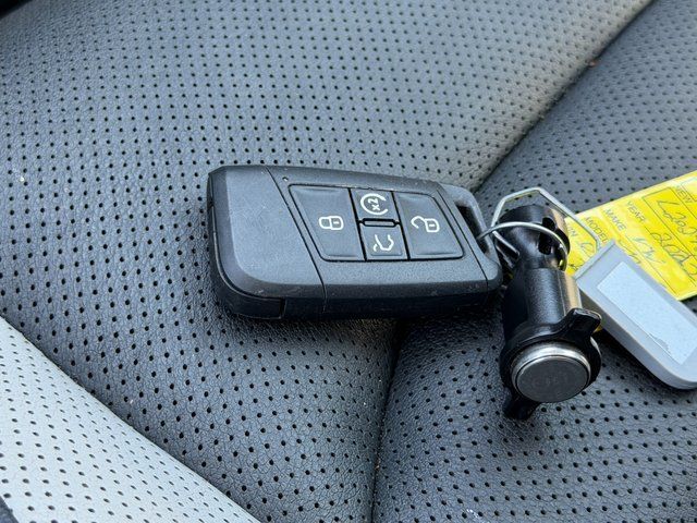 2022 Volkswagen Taos 1.5T SEL Springfield VA