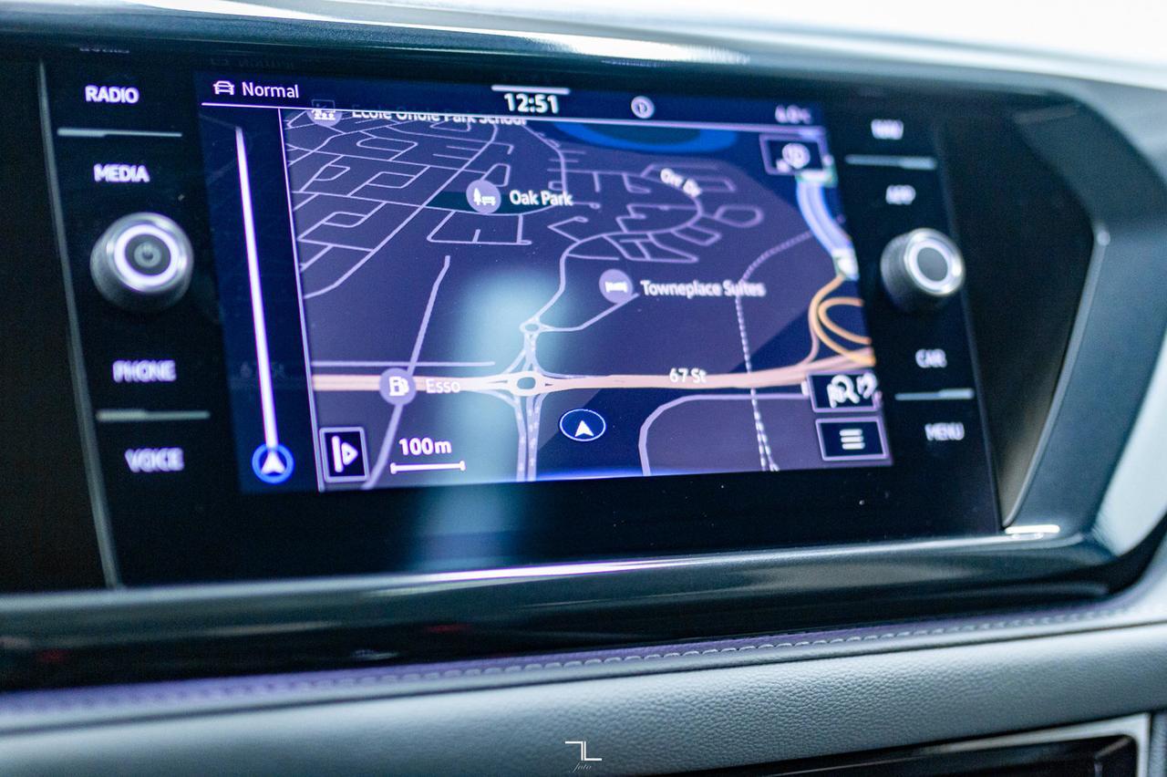 2022 Volkswagen Taos 4Motion Highline Leather Roof Nav Red Deer AB