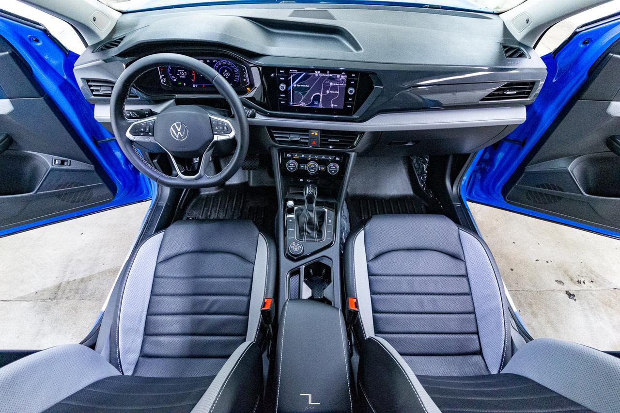 2022 Volkswagen Taos 4Motion Highline Leather Roof Nav Red Deer AB