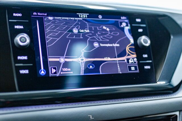 2022 Volkswagen Taos 4Motion Highline Leather Roof Nav Red Deer AB