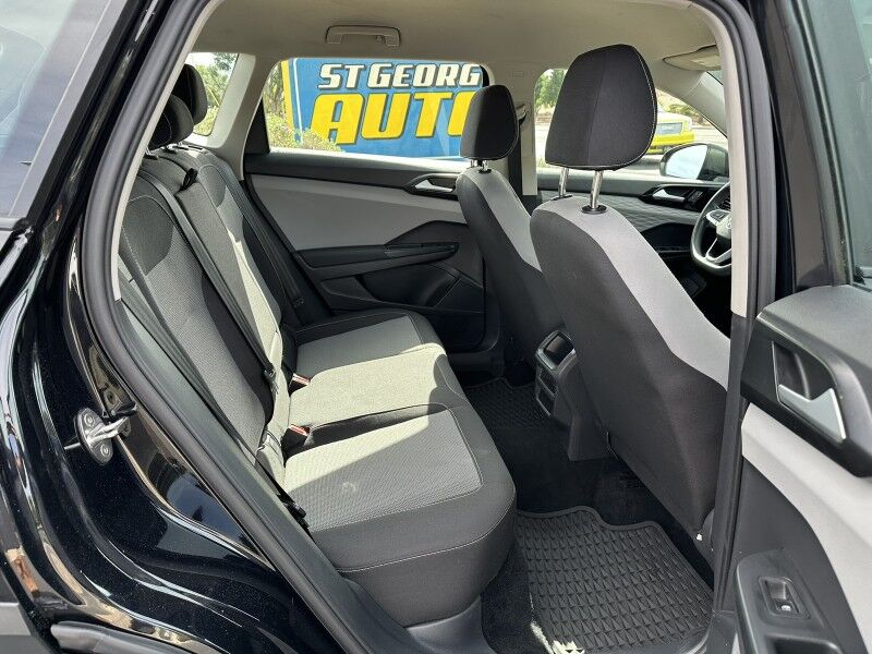 2022 Volkswagen Taos S photo 12