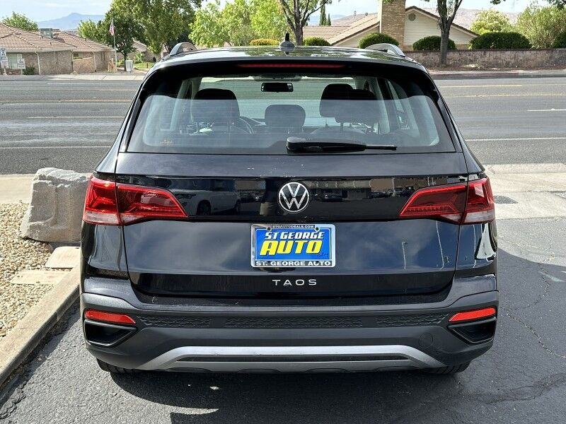 2022 Volkswagen Taos S photo 3