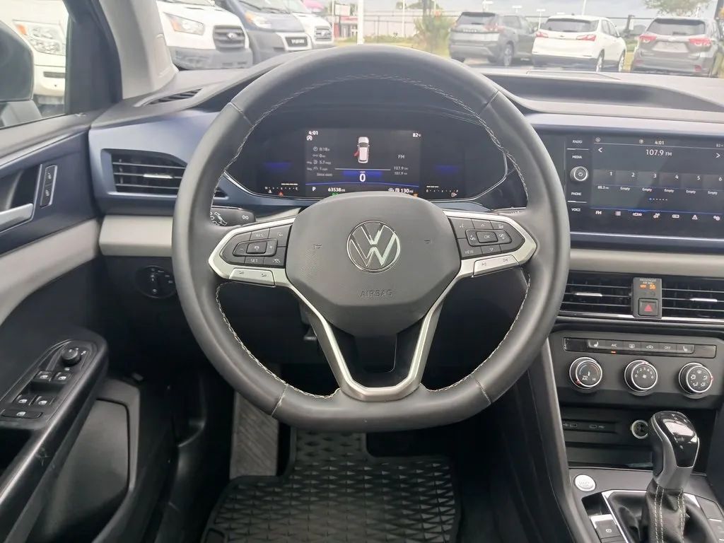 2022 Volkswagen Taos SE photo 21