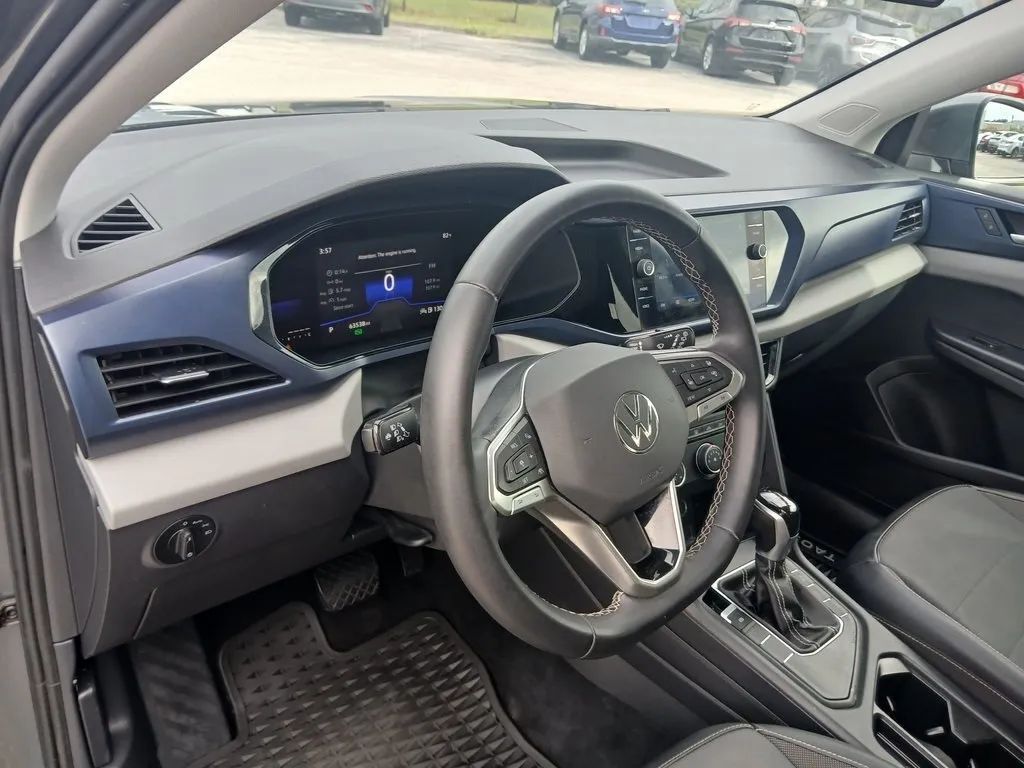 2022 Volkswagen Taos SE photo 5