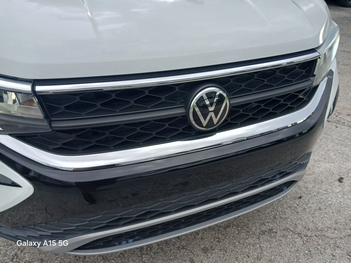 2022 Volkswagen Taos SE 4MOTION Sport Utility 4D Maitland FL