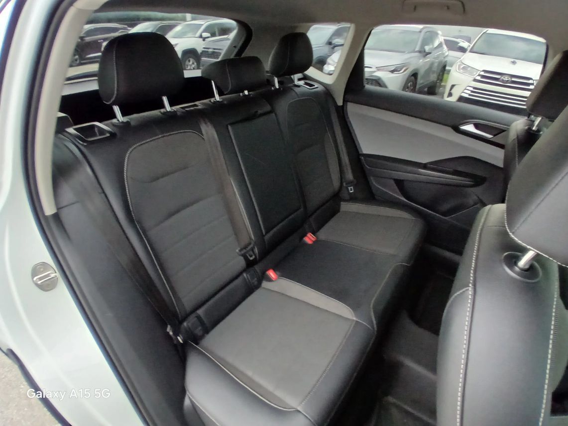 2022 Volkswagen Taos SE 4MOTION Sport Utility 4D Maitland FL