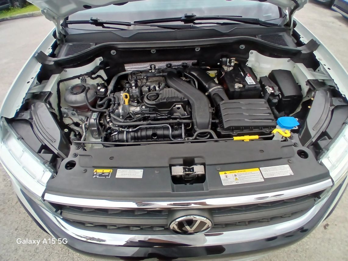 2022 Volkswagen Taos SE 4MOTION Sport Utility 4D Maitland FL
