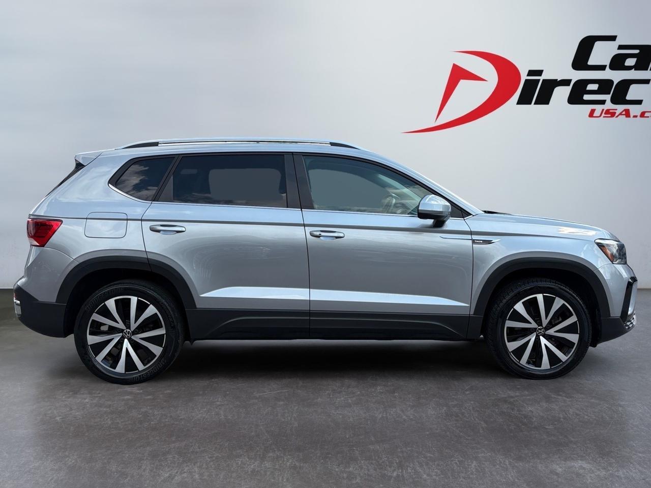 2022 Volkswagen Taos SE, AUTO START/STOP, APPLE CARPLAY/ANDROID AUTO, FORWARD COLLISION WARNING, LANE KEEP ASSIST, BLIND SPOT ALERT, BACKUP CAMERA, PARKING SENSORS, HEATED STEERING WHEEL & SEATS, REMOTE START, CLEAN CARFAX, THIS SUV HAS IT ALL!