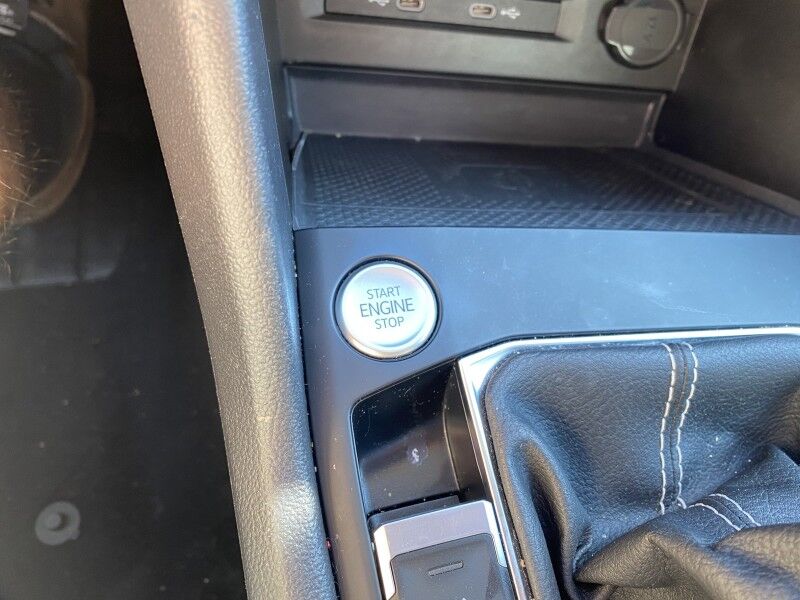 2022 Volkswagen Taos SE Bristol  PA