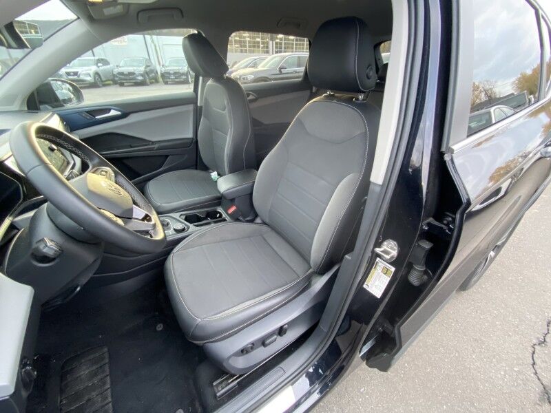 2022 Volkswagen Taos SE Bristol  PA