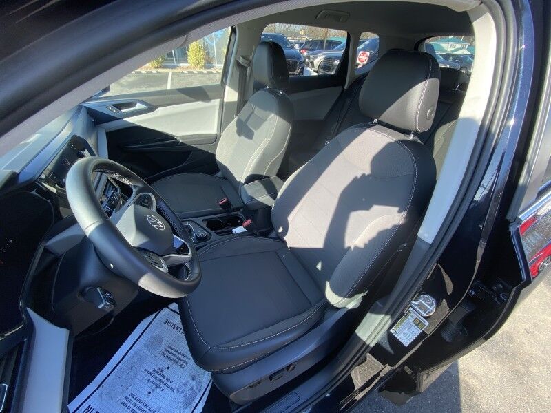 2022 Volkswagen Taos SE Bristol  PA